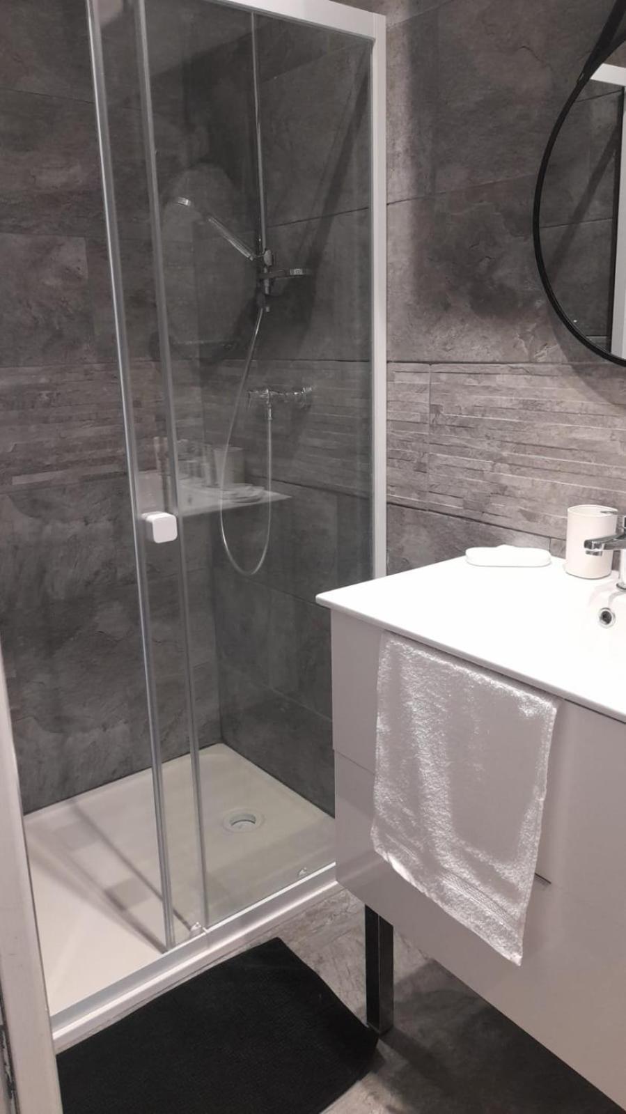 Apartment 2-appartement Rdc Avec Jardin